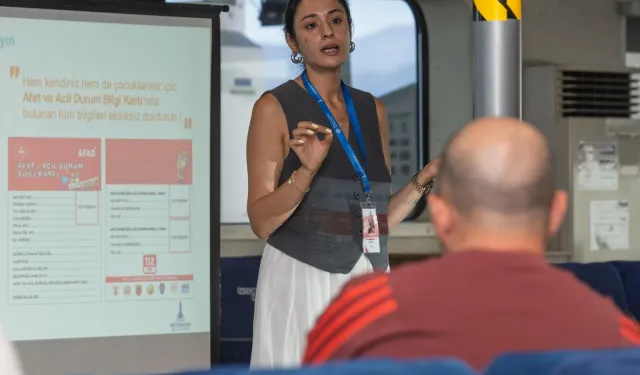 İzmir'de İZDENİZ personeline afet ve yangın eğitimi