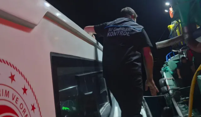 Bursa'da su ürünleri denetimi... 8 ton kaçak midyeye el konuldu