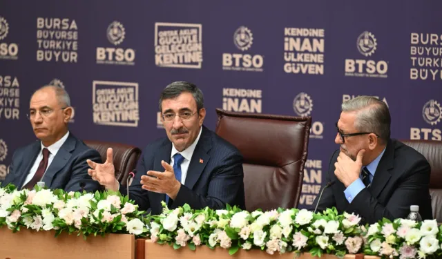 Cumhurbaşkanı Yardımcısı Cevdet Yılmaz BTSO'nun konuğu oldu