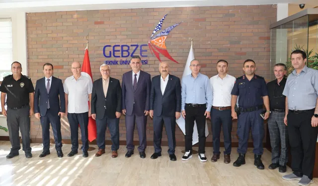 Gebze'de Başkan Büyükgöz'den Rektör Mantar'a 'hayırlı olsun' ziyareti