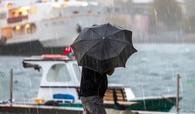 İstanbul için kuvvetli sağanak ve fırtına uyarısı
