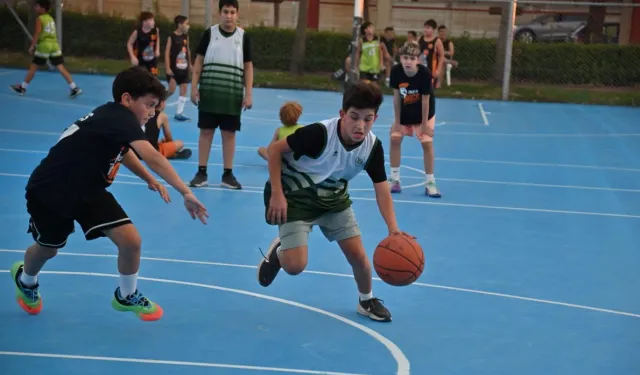 Manisa'da 46 takım, 200 sporcu Atatürk Kent Parkı'nda buluştu