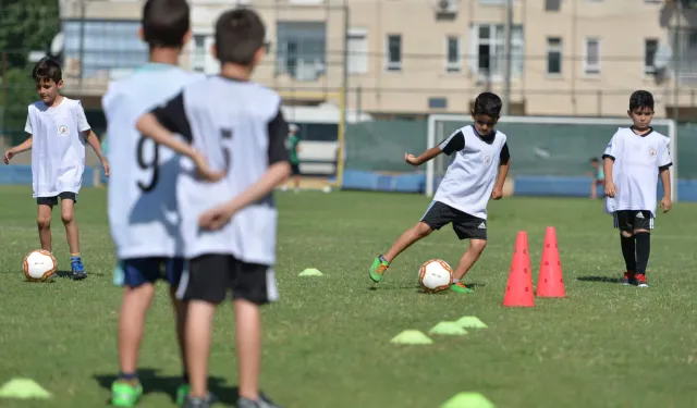 Muratpaşa'nın spor okullarında sonbahar kayıtları sürüyor