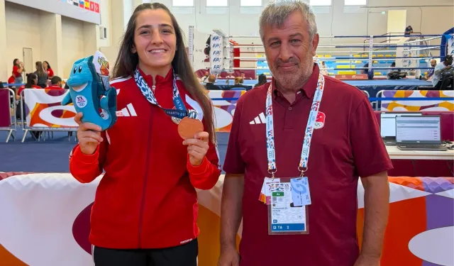 Sakaryalı boksör Ece Asude'den önemli başarı