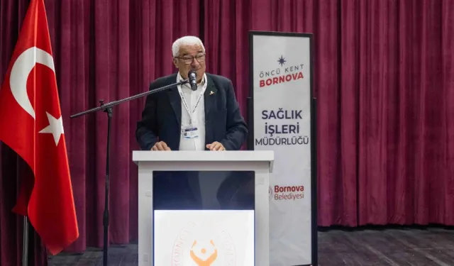 Bornova'da 3. Yaş Üniversitesi yeni döneme başladı