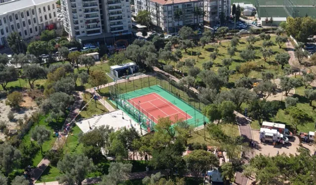 İzmir'de spor salonu açık havaya taşındı