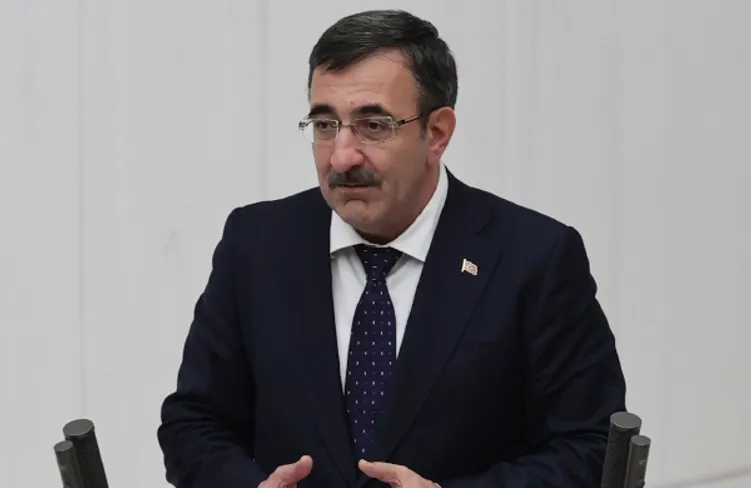 Cevdet Yılmaz: İşsizlik tek haneli seviyesini koruyor