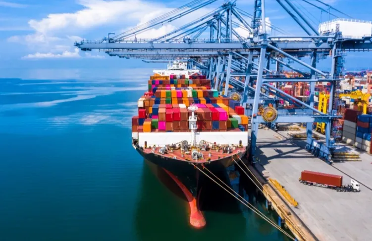 İhracat birim değeri yüzde 13 arttı... Aralık'ta ithalat hız kesti