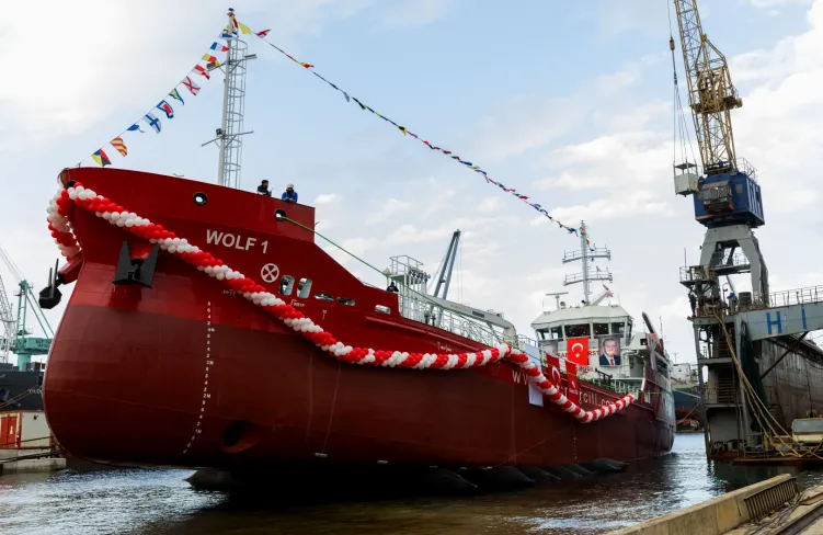İlk sıfır emisyonlu tanker 'WOLF 1' denize indirildi