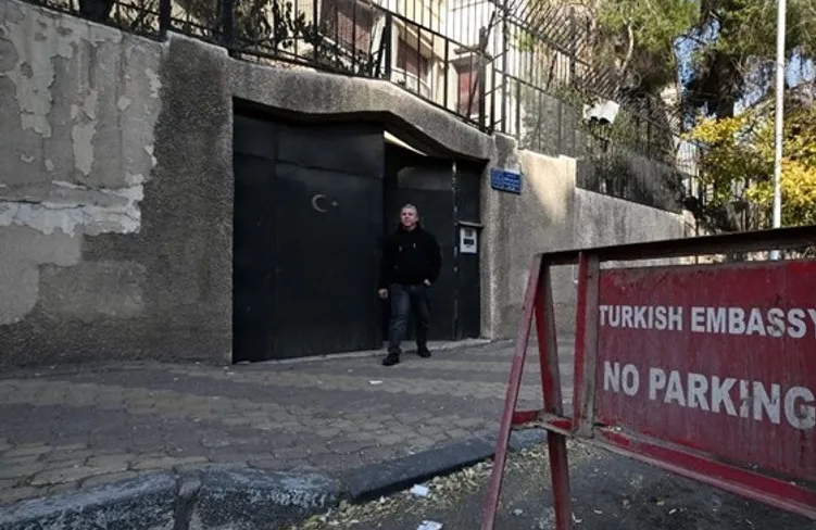 Suriye vatandaşlarının Türkiye'ye girişinde vize düzenlemesi