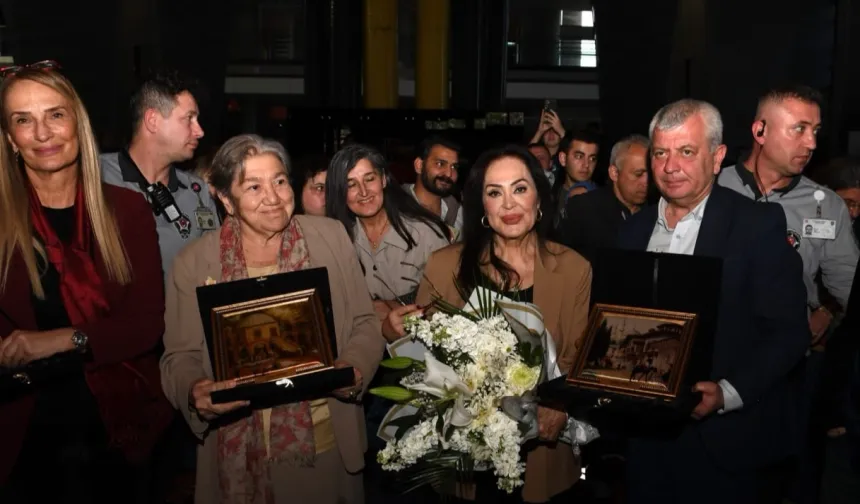 Türkan Şoray'a Osmangazi’de sevgi seli