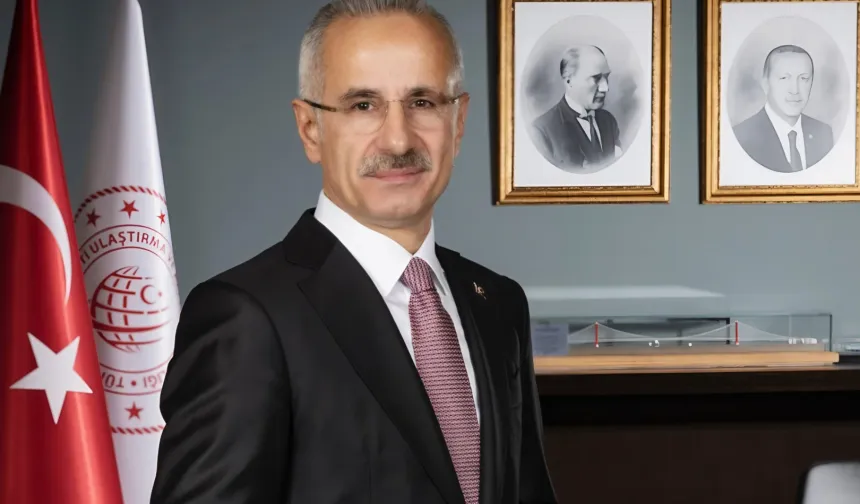 Bakan Uraloğlu Alanya'da gazetecilerle buluşacak, Gazipaşa Marina'yı açacak