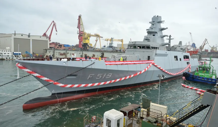 MİLGEM sınıfı AKDENİZ fırkateyni denizle buluştu... Mavi Vatan'a yeni güç