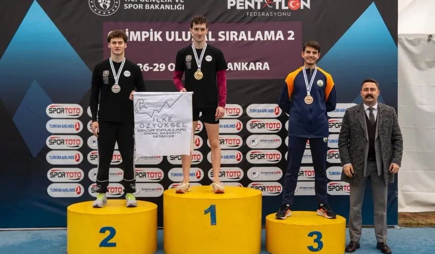 Osmangazili pentatloncu Arda Meriç'ten bronz madalya