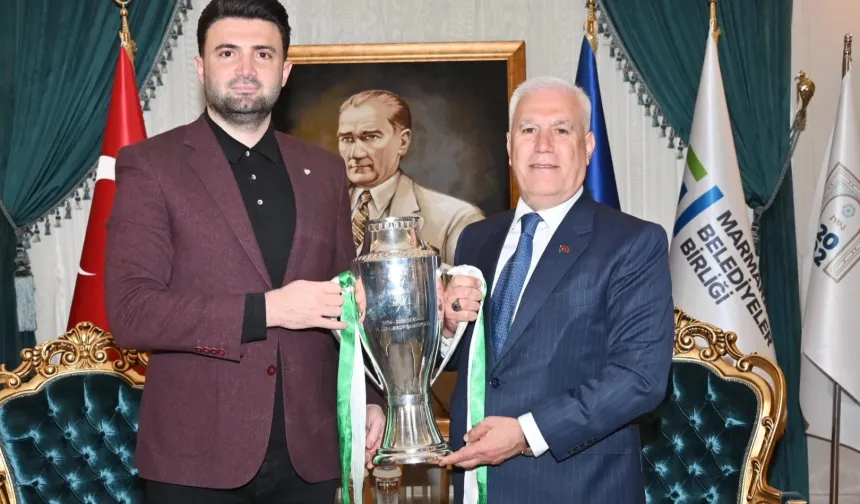 Bursaspor'dan Bozbey'e 'geçmiş olsun' mesajı... Kimse Bursaspor'a düşmanlık yapmasın!