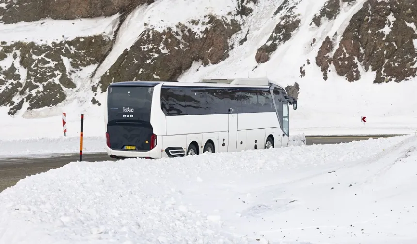Erzurum ve İsveç'te 'elektrikli otobüs' kar ve buza meydan okudu