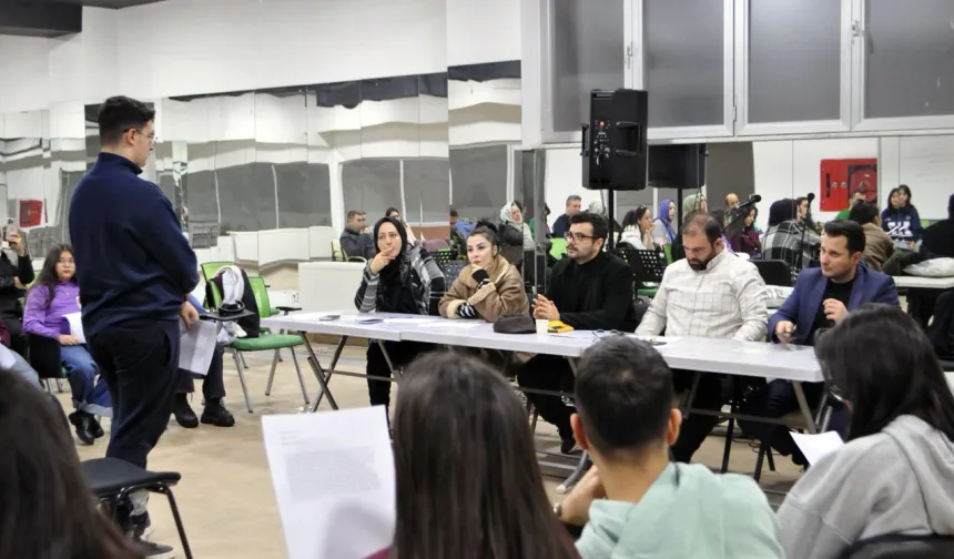 Kayseri Talas Karadut Tiyatrosu yetenek peşinde