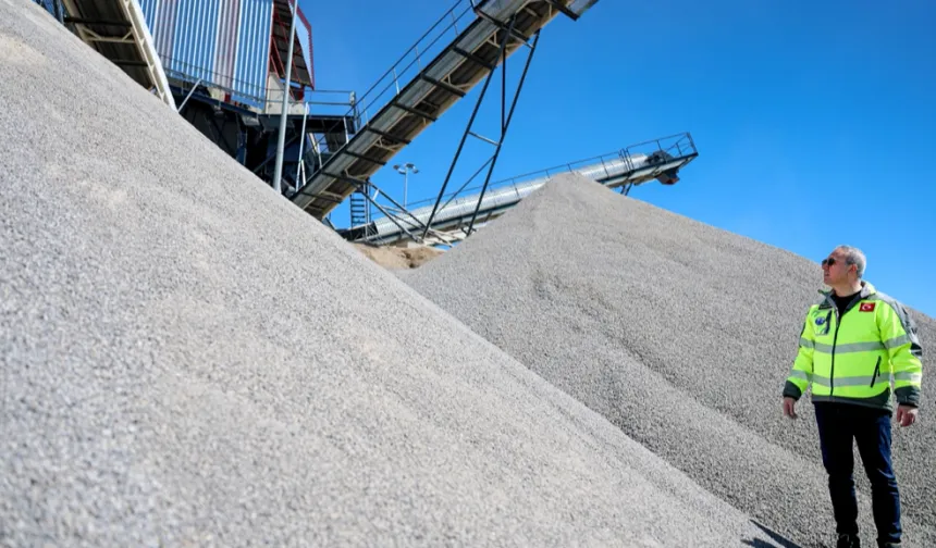 Sivas'ta Tecer Taş Kırma Tesisi yeni sezona başladı