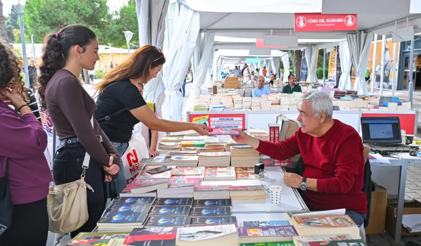 İzmir'de İZKİTAP günleri başlıyor