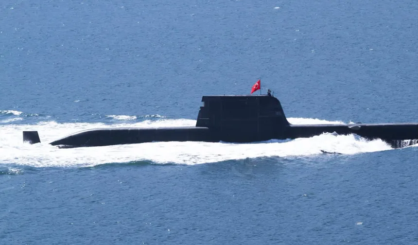 Savunma sanayi güçleniyor.. Yeni denizaltı ilk seferine çıktı