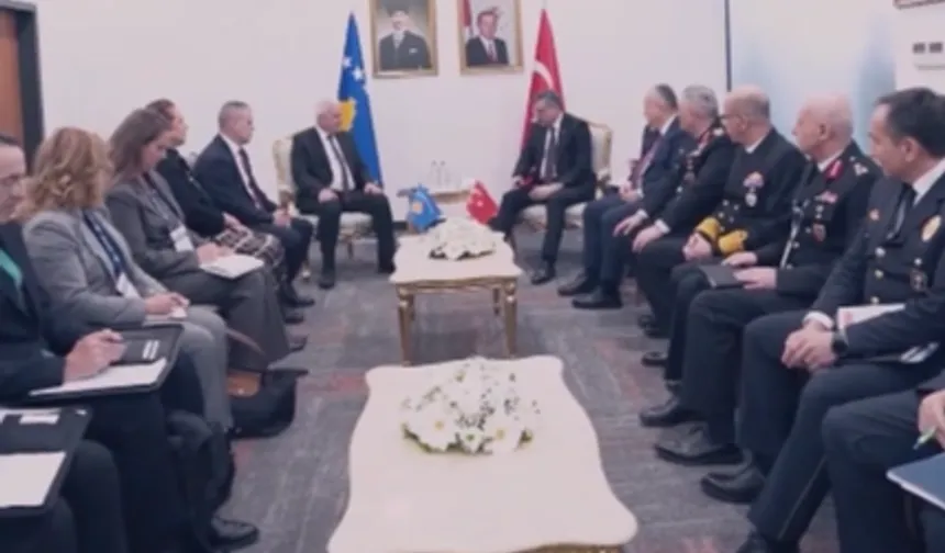 Bakan Çiftçi, Kosovalı mevkidaşıyla SAHA'da görüştü