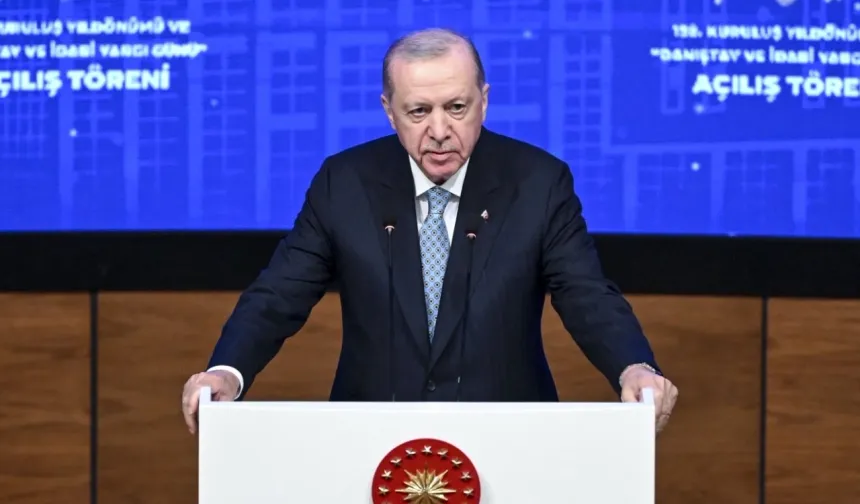 Cumhurbaşkanı Erdoğan'dan yeni anayasa mesajı... Demokratik ayıbı gidermek zorundayız