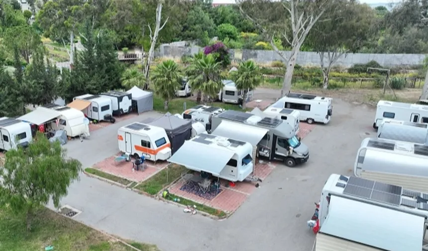 Konyaaltı Karavan Park'ta bayram yoğunluğu