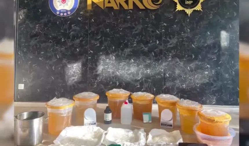İstanbul Küçükçekmece'de büyük narkotik operasyonu: 90 kiloya yakın uyuşturucu ele geçirildi