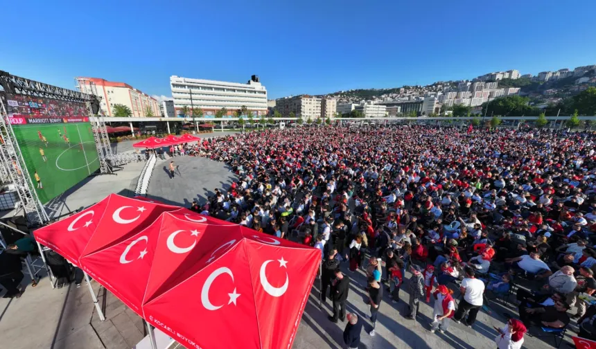 Kocaeli Milli İrade'de tek ses, tek yürek oldu
