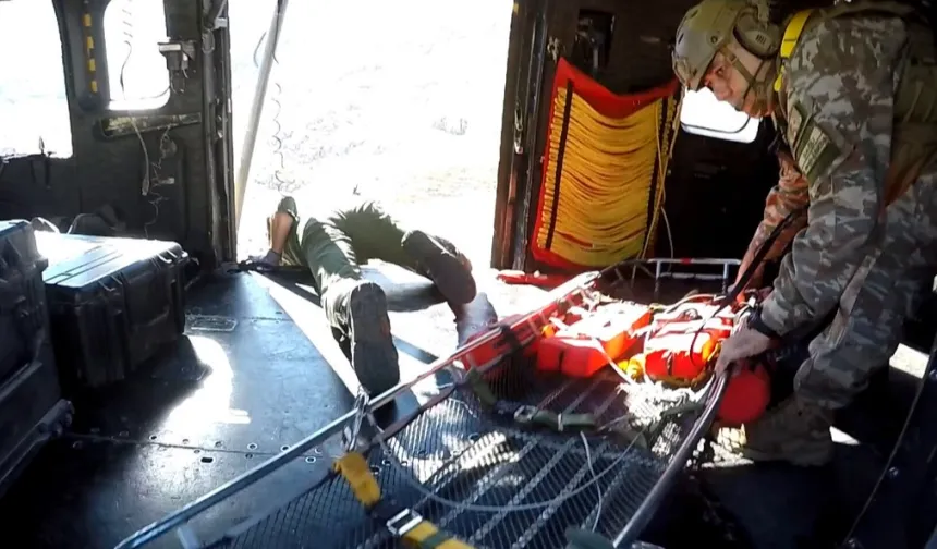 Niğde Aladağlar'da Mahsur Kalan Vatandaş Hava Kuvvetleri Tarafından Kurtarıldı