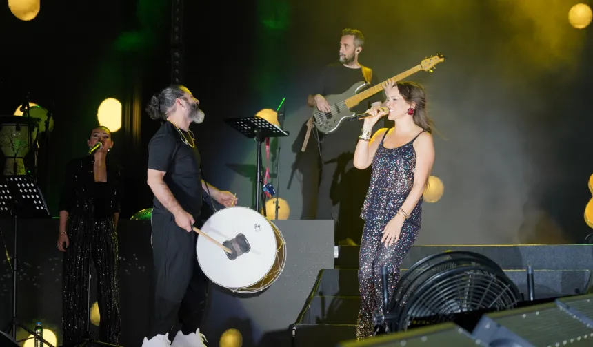 Samsun Kültür Yolu Festivali Bengü Konseriyle Görkemli Bir Final Yaptı