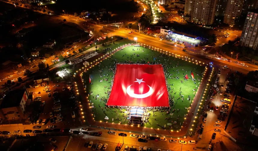 Dünyanın En Büyük Türk Bayrağı Kayseri Talas'ta Açılıyor