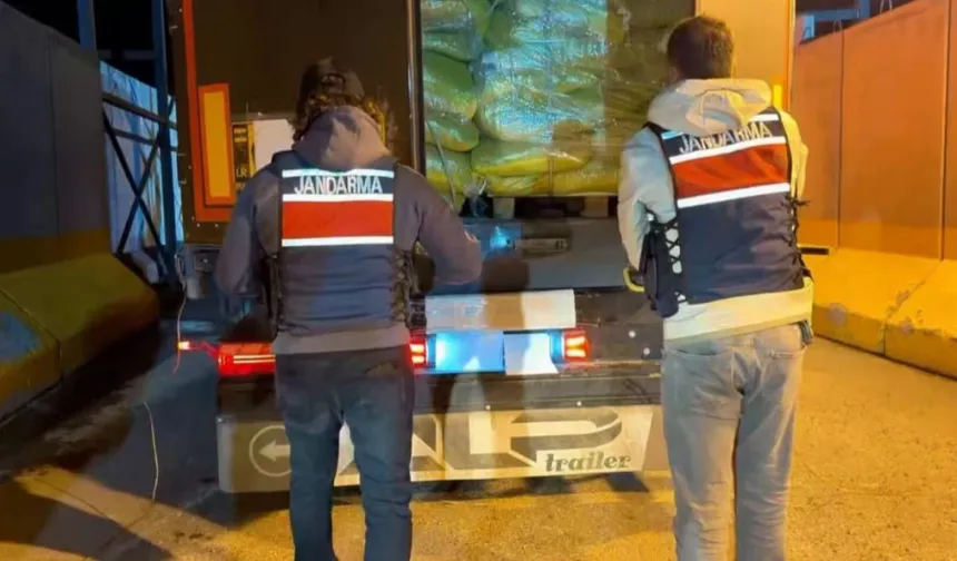 Van'da Büyük Uyuşturucu Operasyonu: 333 Kilogram Skunk Ele Geçirildi