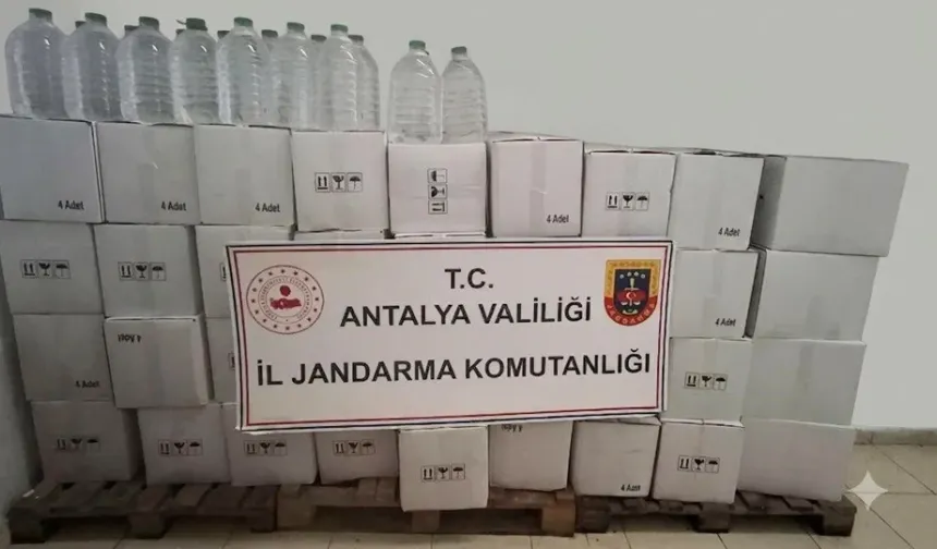 Antalya'da sahte içki şebekesine operasyon