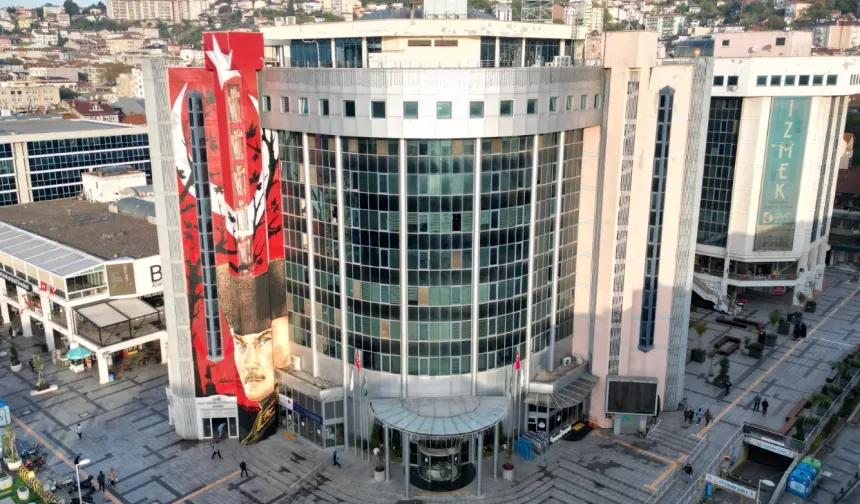 İzmit Belediyesi'nden Ruhsat Müdürlüğü iddialarına açıklama