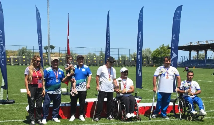 Muğla Büyükşehir'in sporcuları Samsun'dan madalyalarla döndü