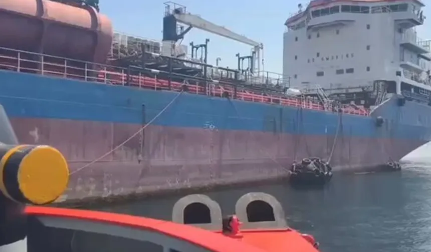 Yalova'da makine arızası yapan tanker kurtarıldı