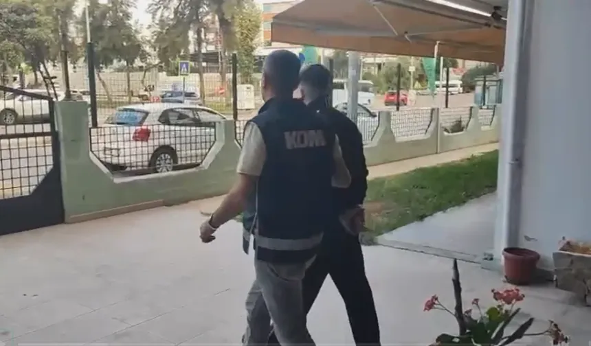 Antalya'da suç örgütlerinin sosyal medya yapılanmasına operasyon: 5 gözaltı
