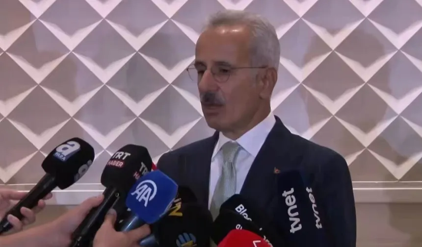 Bakan Uraloğlu: Geminin 11 dakikada battığı değerlendiriliyor