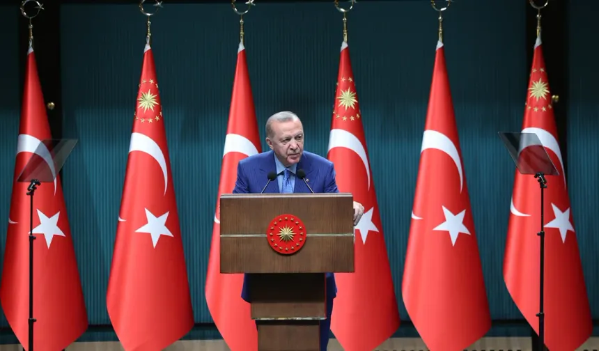 Cumhurbaşkanı Erdoğan'dan ekonomi kurmaylarıyla toplantı