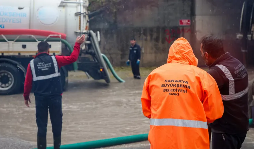 Sakarya'ya tarihin en kuvvetli yağışı düştü! SASKİ o raporu açıkladı