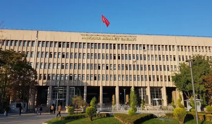 Berna Laçin'in paylaşımı için soruşturma kararı
