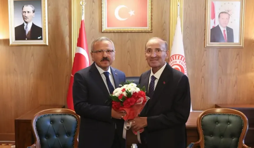 TBMM'de o görevden istifa etmişti... Bozdağ görevi Beyazıt'a devretti!