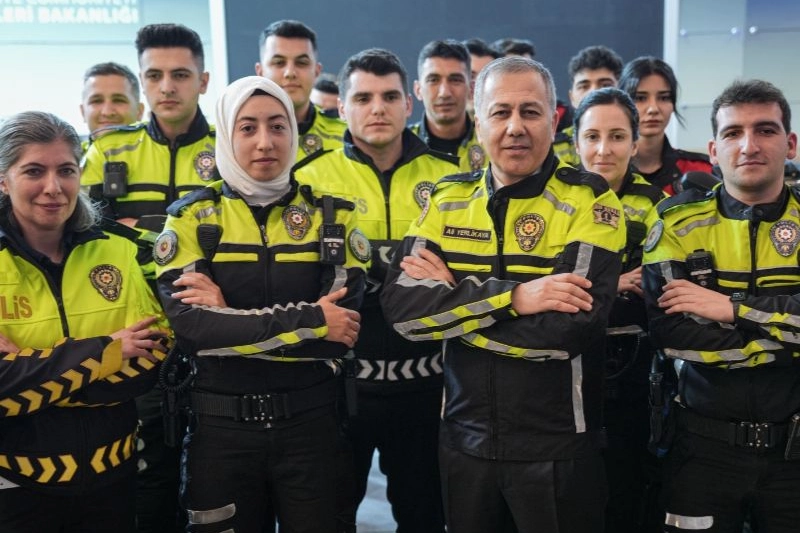 Bakan Yerlikaya'dan polis atamalarında reform müjdesi