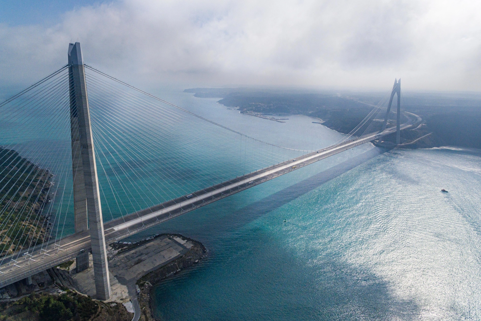 Yavuz Sultan Selim Köprüsü'nden Sürücülere Yol Hipnozu Uyarısı