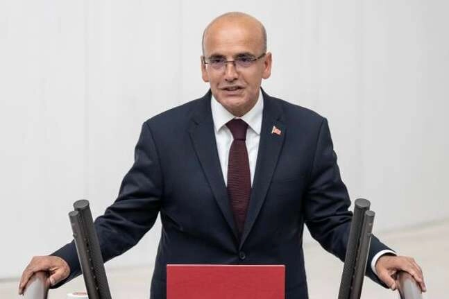 Bakan Şimşek Türkiye'nin borçluluk oranını yorumladı
