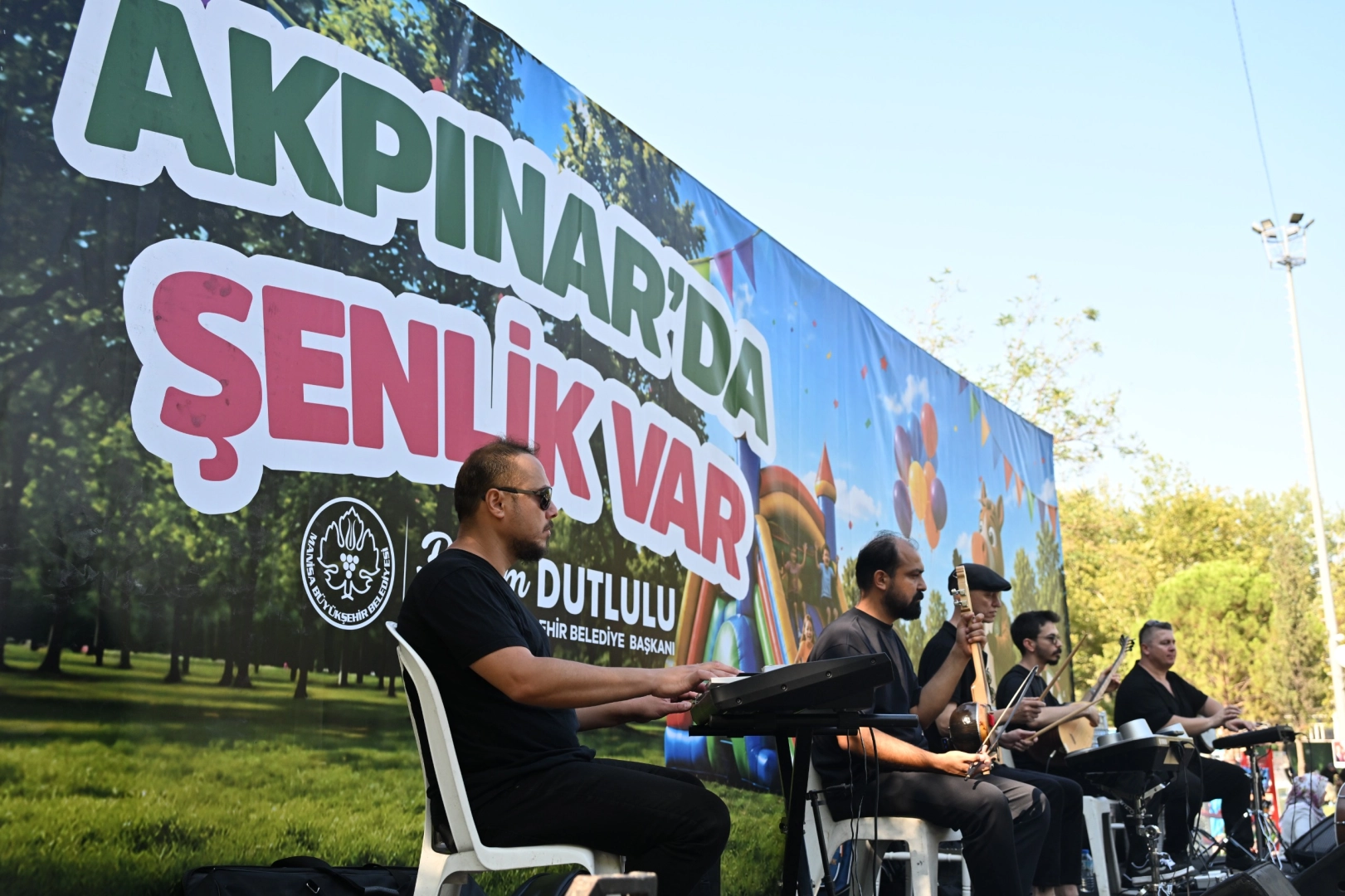 Manisa'da 'Akpınar'da Şenlik Var' renkli görüntülere sahne oldu