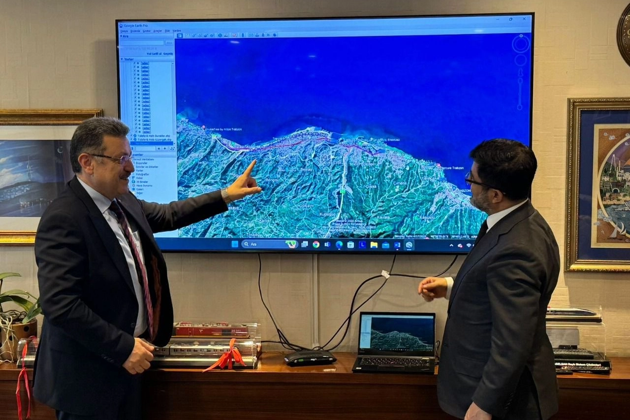Trabzon'da raylı sistem için ilk kazma vuruluyor