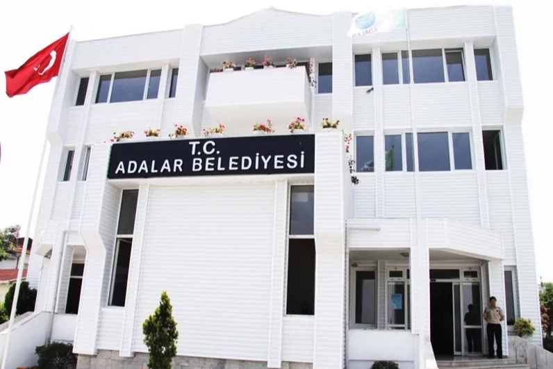 SİYASET