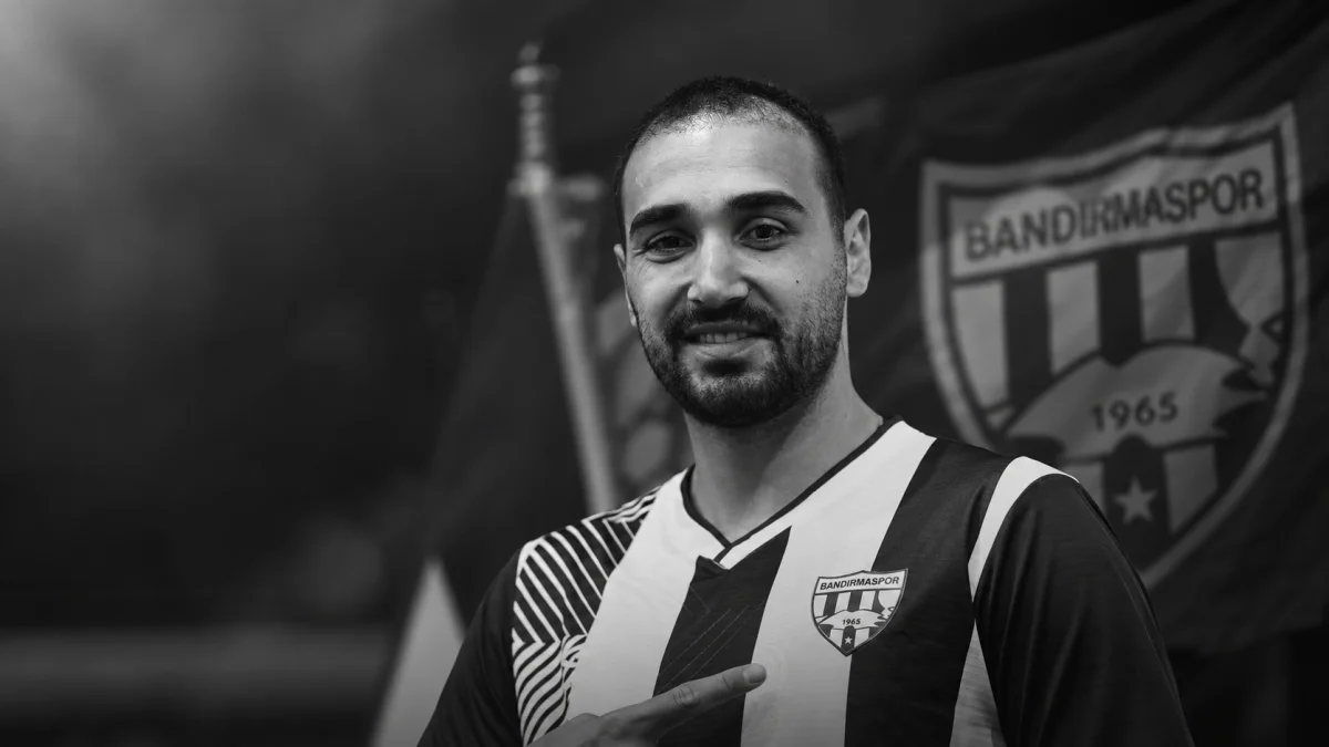 Bandırmaspor'un 25 yaşındaki futbolcusu Tolga Kalender hayatını kaybetti
